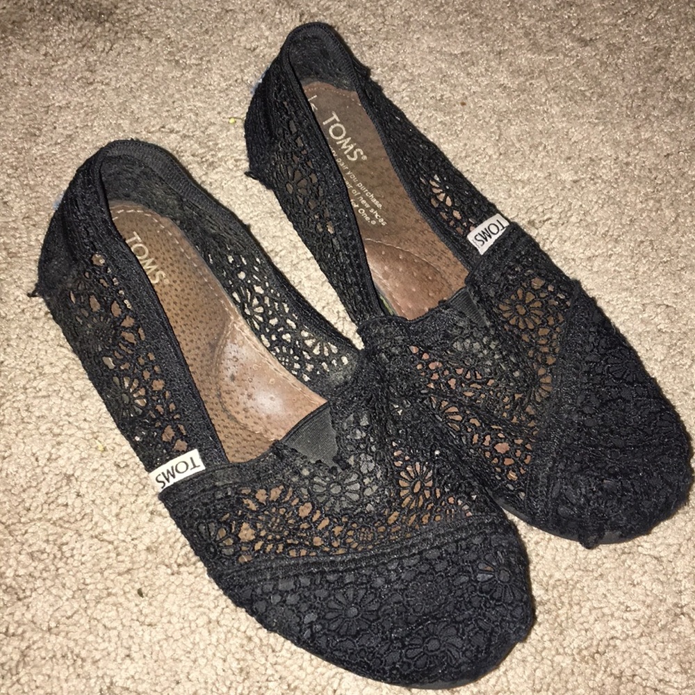 Black flower lace toms